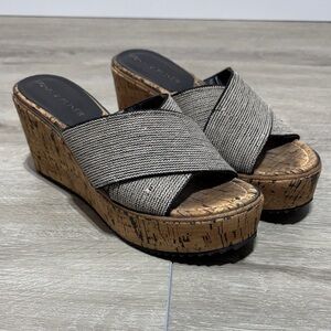 Donald pliner wedge sandals US women’s size 7.5